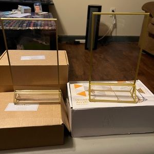 24  4”x6” Clear Acrylic Frames with Gold Border